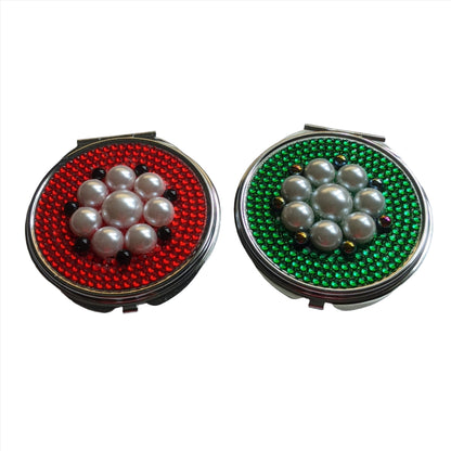 handmade compact makeup mirror | Pearl Petals